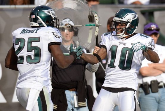 Philadelphia Eagles v Oakland Raiders
