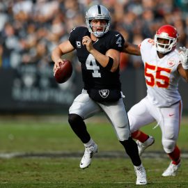 Kansas City Chiefs v Oakland Raiders