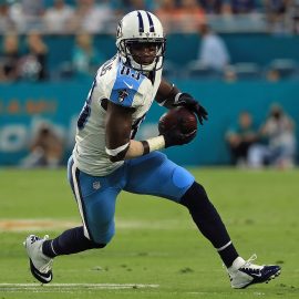 Tennessee Titans v Miami Dolphins