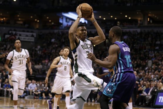 Charlotte Hornets v Milwaukee Bucks