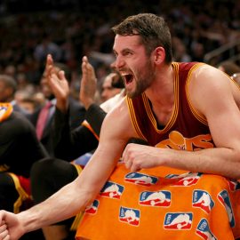 Cleveland Cavaliers v New York Knicks