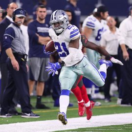 Tampa Bay Buccaneers v Dallas Cowboys