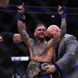 UFC 207: Cruz v Garbrandt