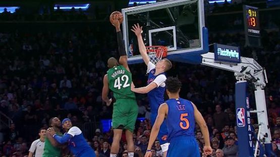 dm_161225_nba_horford_dunk_on_porzingis