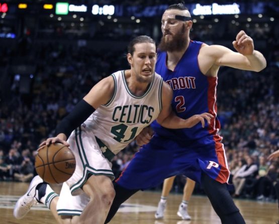 Kelly Olynyk, Aron Baynes