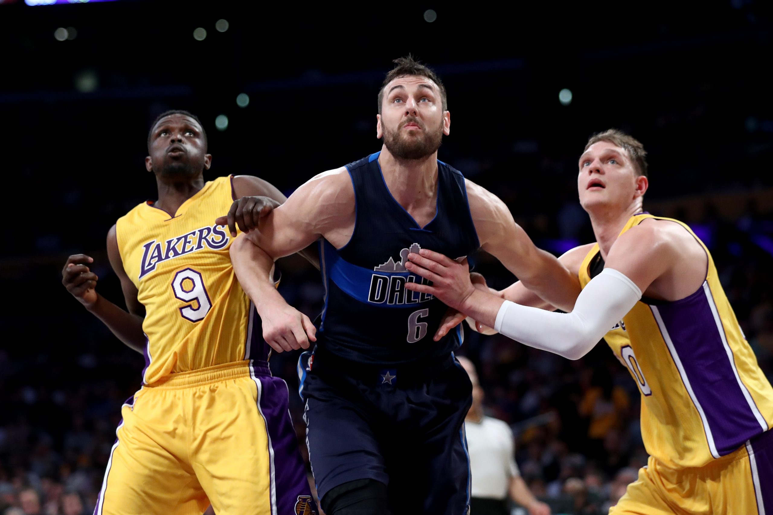 Dallas Mavericks v Los Angeles Lakers