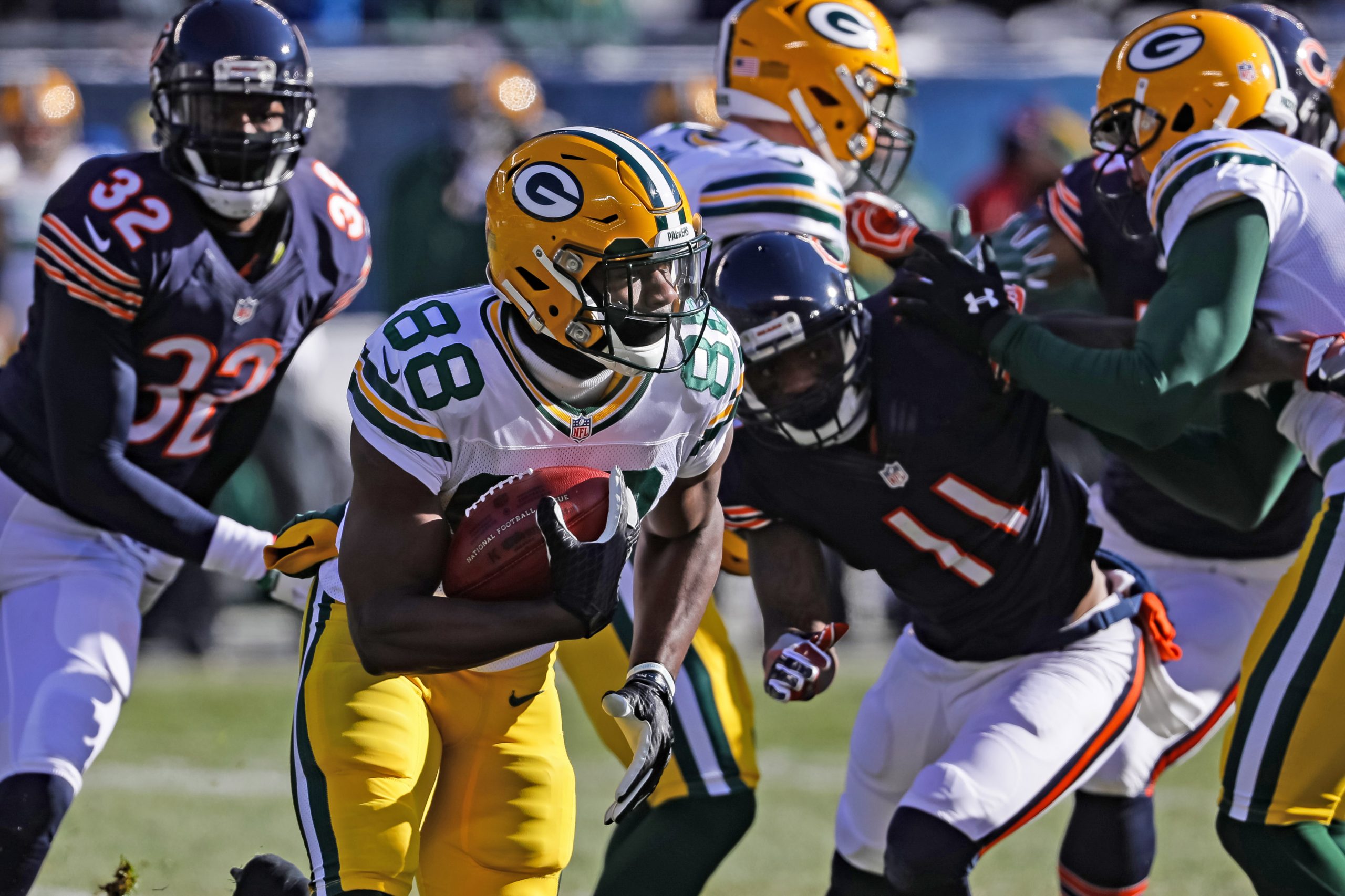 Green Bay Packers v Chicago Bears