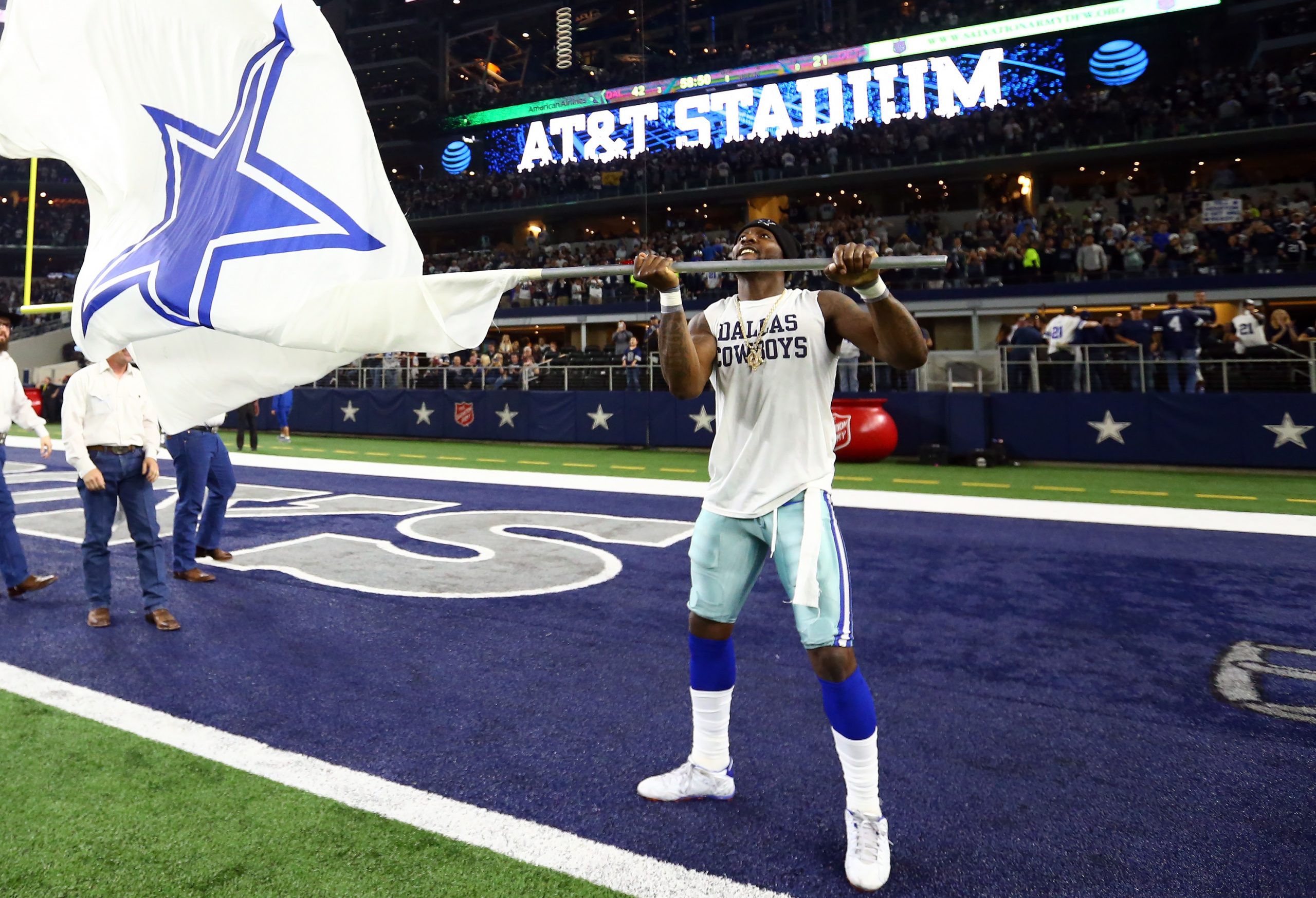 Detroit Lions v Dallas Cowboys