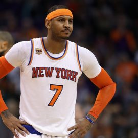 New York Knicks v Phoenix Suns