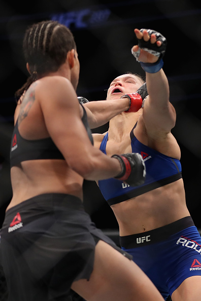 UFC 207 Nunes v Rousey