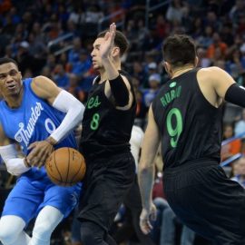 9768858-zach-lavine-russell-westbrook-nba-minnesota-timberwolves-oklahoma-city-thunder-850x560