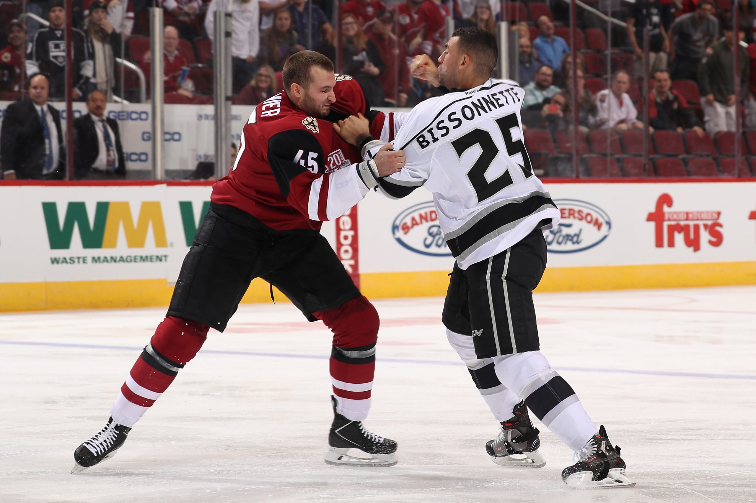 Los Angeles Kings v Arizona Coyotes