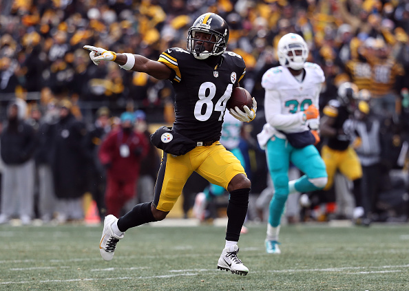 Wild Card Round - Miami Dolphins v Pittsburgh Steelers