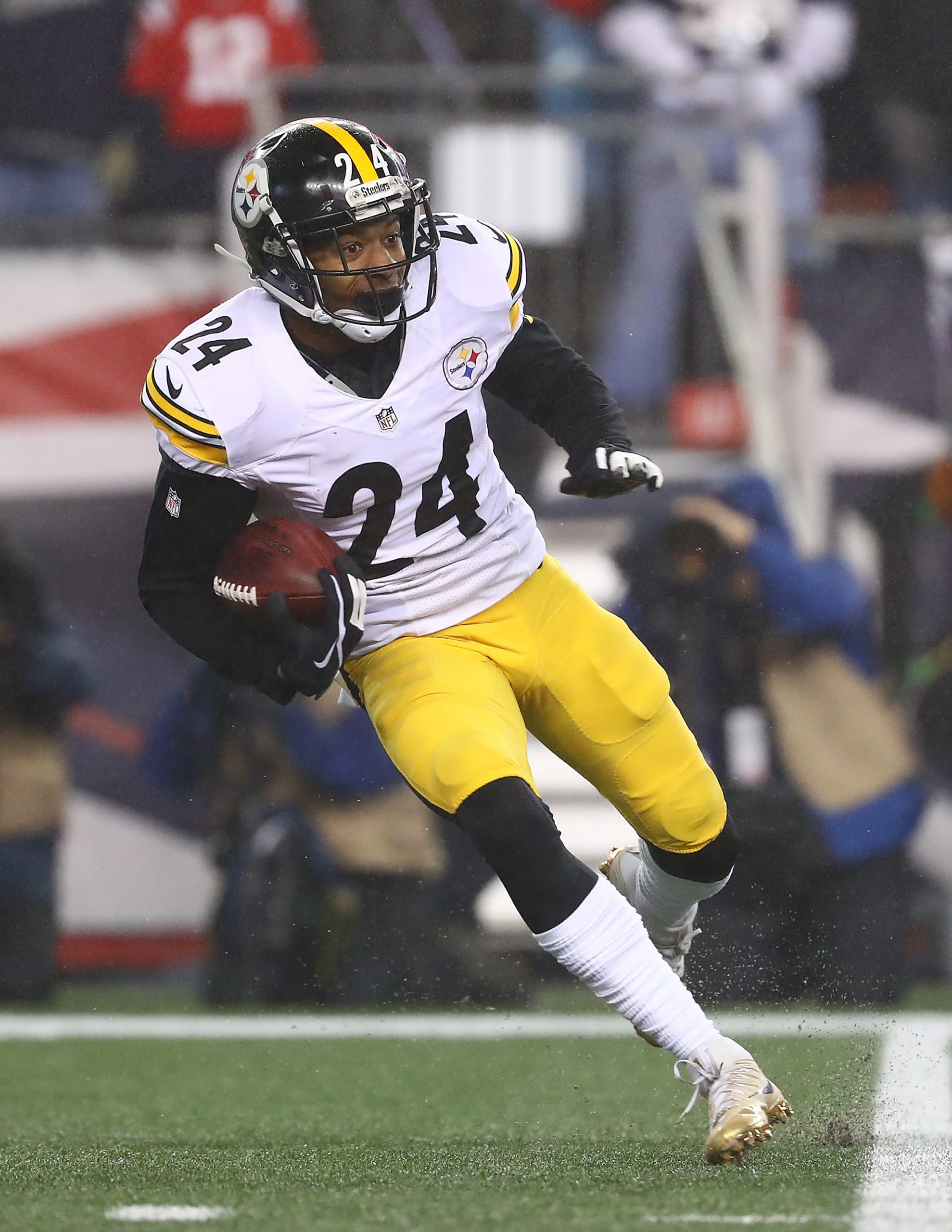 AFC Championship - Pittsburgh Steelers v New England Patriots