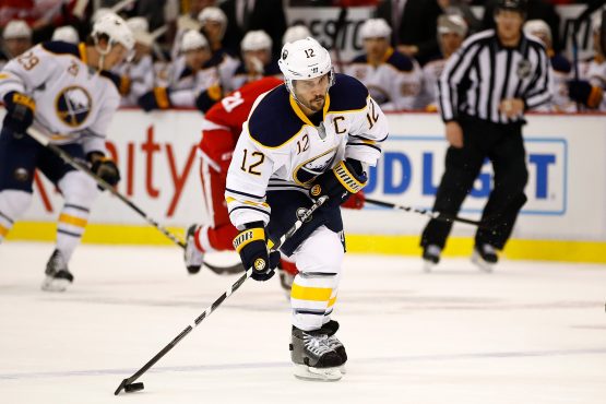 Buffalo Sabres v Detroit Red Wings