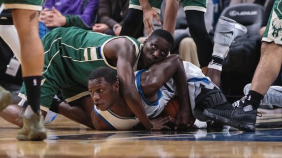 NBA: Milwaukee Bucks at Minnesota Timberwolves