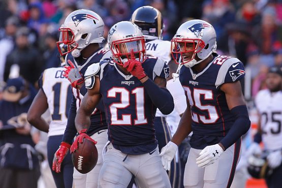 at Gillette Stadium on December 4, 2016 in Foxboro, Massachusetts.