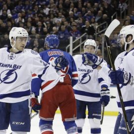lightnint-rangers-hockey