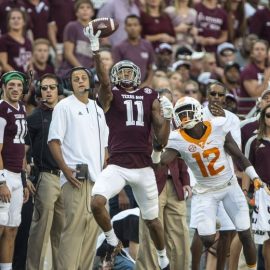 9596372-josh-reynolds-ncaa-football-tennessee-texas-a-m-850x560