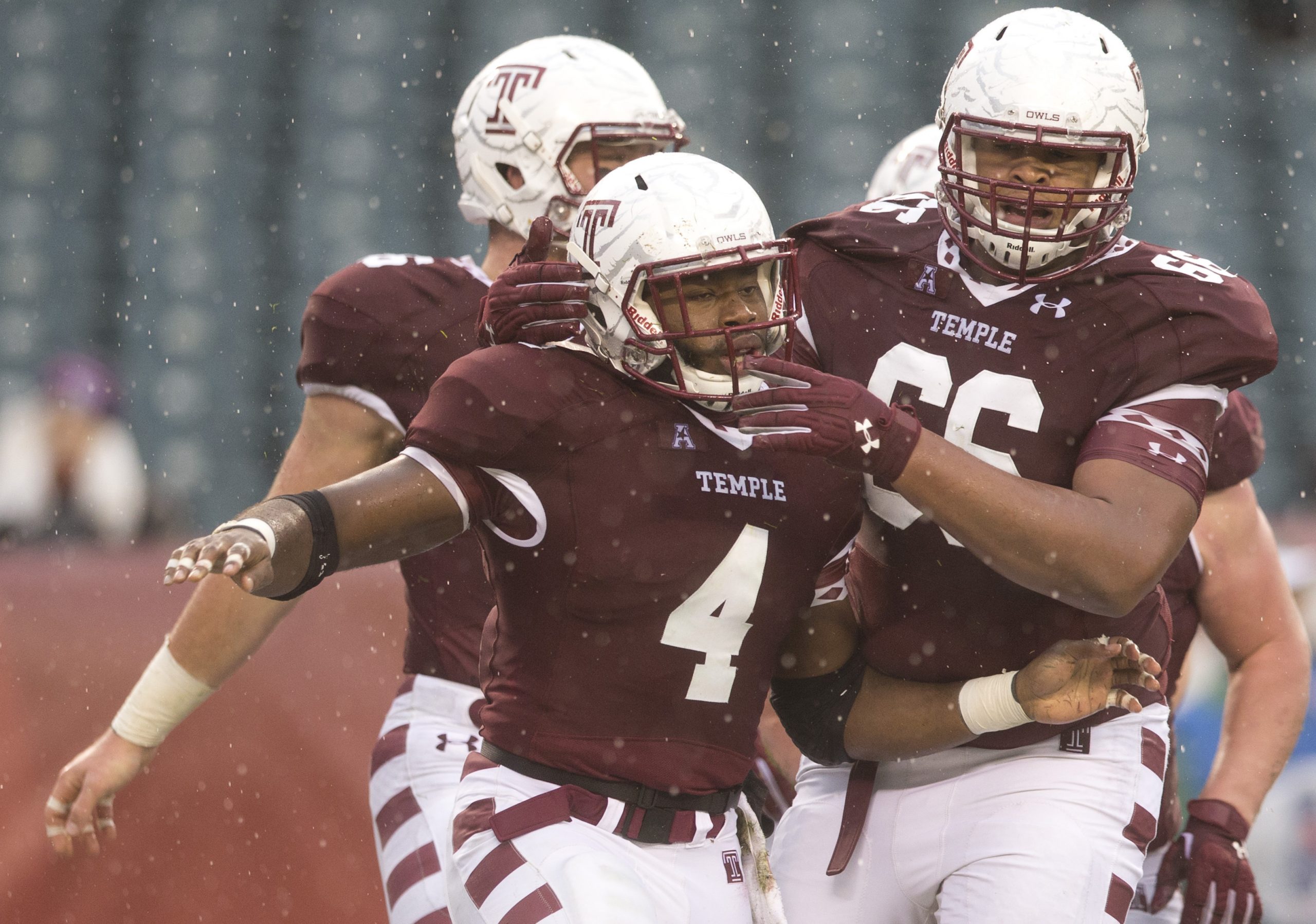 East Carolina v Temple