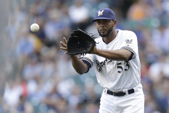 Cincinnati Reds v Milwaukee Brewers