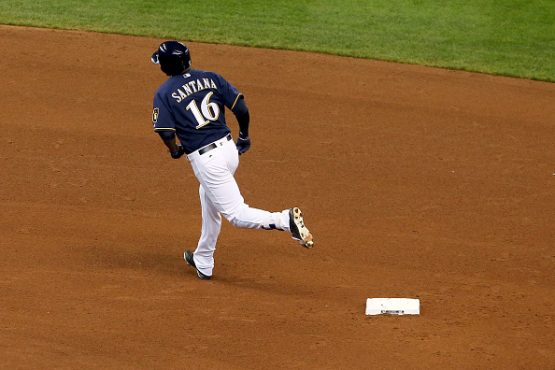 Atlanta Braves v Milwaukee Brewers