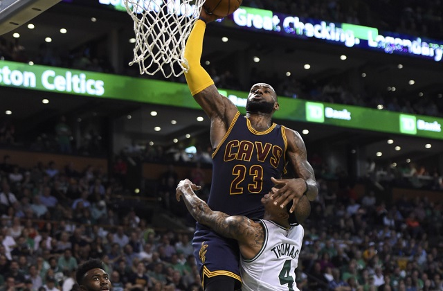USP NBA: PLAYOFFS-CLEVELAND CAVALIERS AT BOSTON CE S BKN BOS CLE USA MA