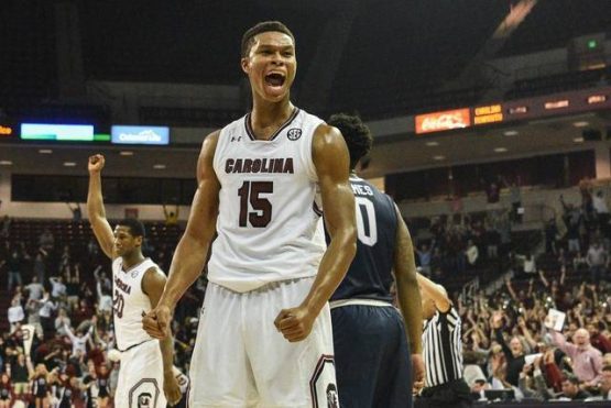 USCvMonmouthMBBALL11161605