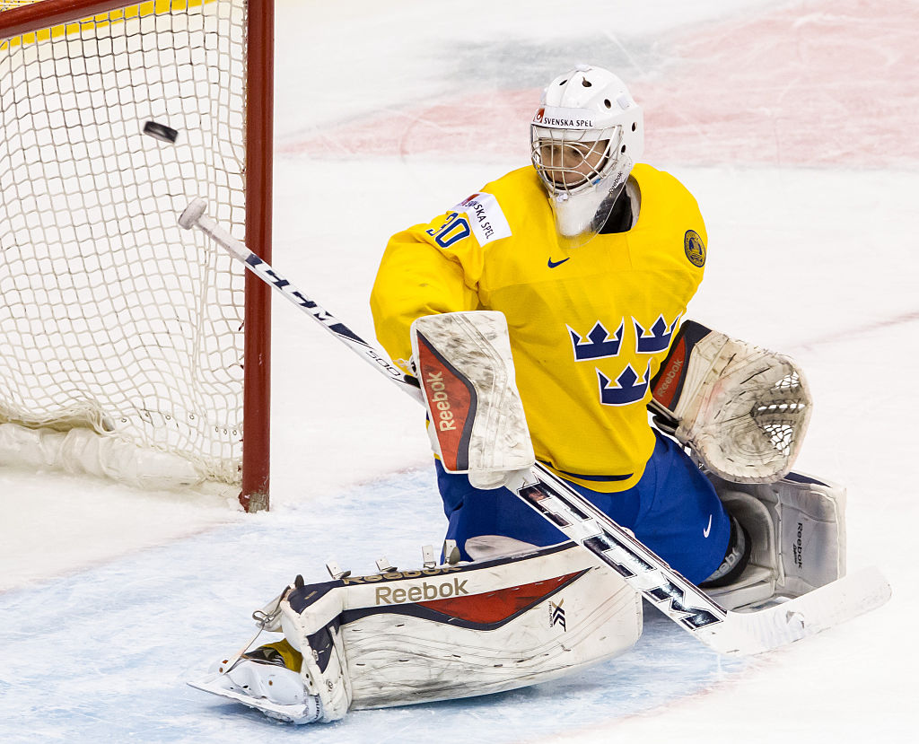 TORONTO, ON - JANUARY 05: Goaltender Linus Soderstrom #30 of Sweden deflects the puck on a shot from Slovakia during the Bronze medal game of the 2015 IIHF World Junior Championship on January 05, 2015 at the Air Canada Centre in Toronto, Ontario, Canada. (Photo by Dennis Pajot/Getty Images)