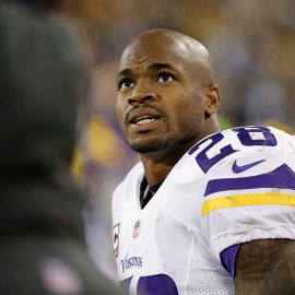 Minnesota Vikings v Green Bay Packers