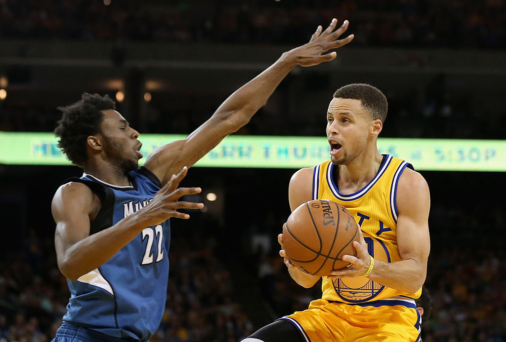 Minnesota Timberwolves v Golden State Warriors