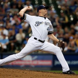 Pittsburgh Pirates v Milwaukee Brewers