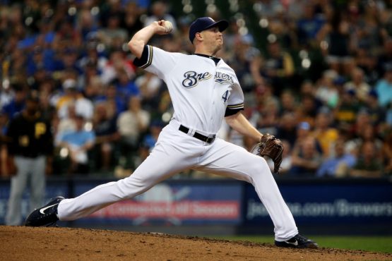 Pittsburgh Pirates v Milwaukee Brewers