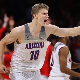 lauri-markkanen-arizona-1300-story-top