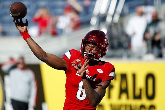 Buffalo Wild Wings Citrus Bowl - LSU v Louisville