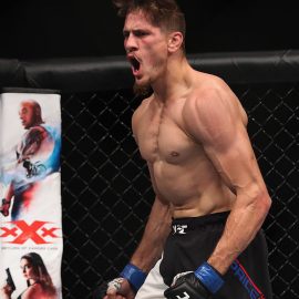 UFC 207: Thatch v Price