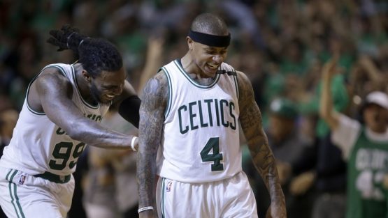 ap-jae-crowder-with-isaiah-thomas-game-7-1494903001
