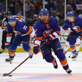 UNIONDALE, NY - SEPTEMBER 17: skates against the New York Islanders during a preseason game at the Nassau Veterans Memorial Coliseum on September 17, 2017 in Uniondale, New York. The Islanders defeated the Flyers 3-2 in overtime. (Photo by Bruce Bennett/Getty Images)