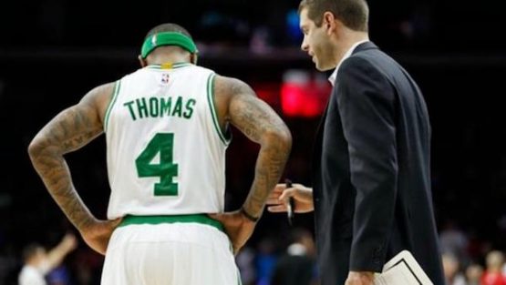 boston-celtics-brad-stevens-isaiah-thomas-123116