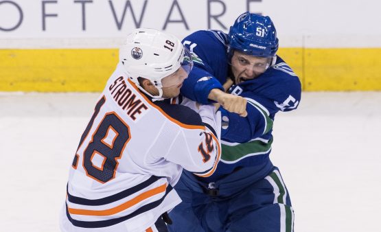 Edmonton Oilers v Vancouver Canucks