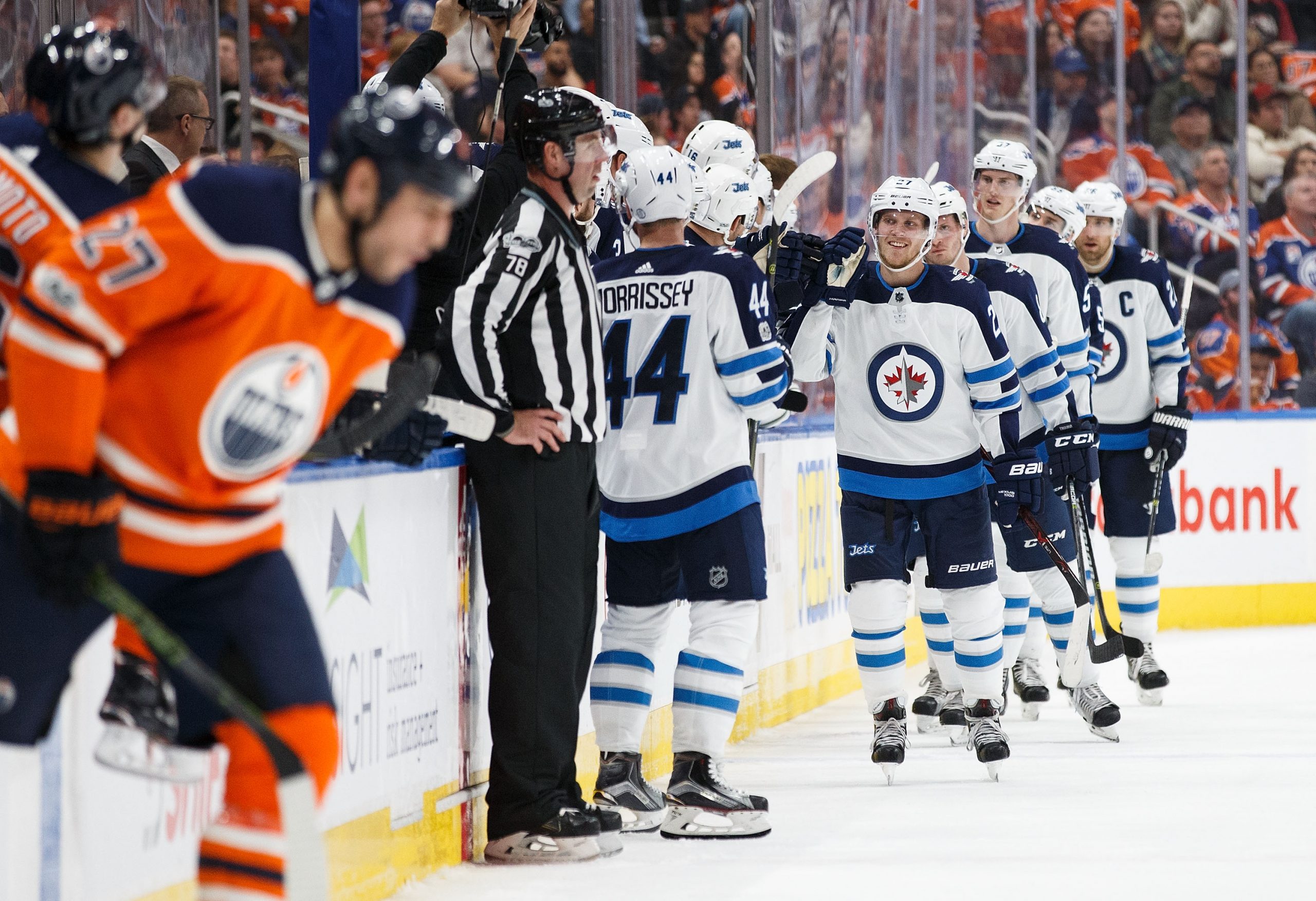 Winnipeg Jets v Edmonton Oilers