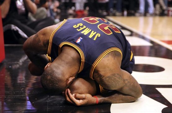 Cleveland Cavaliers at Chicago Bulls
