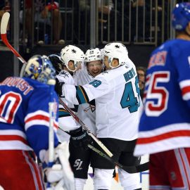 nyrsharks