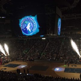 USP NBA: OKLAHOMA CITY THUNDER AT MINNESOTA TIMBER S BKN MIN OKC USA MN