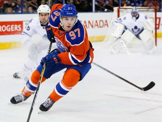 edmonton-alta-february-11-2016-connor-mcdavid-97-of2