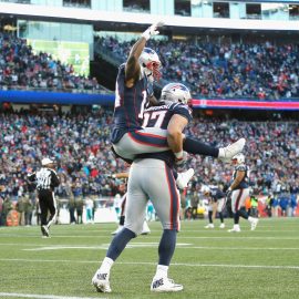 Miami Dolphins v New England Patriots