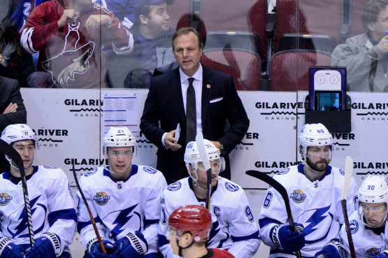 NHL: Tampa Bay Lightning at Arizona Coyotes