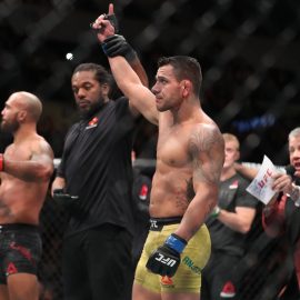 rafael dos anjos vs robbie lawler