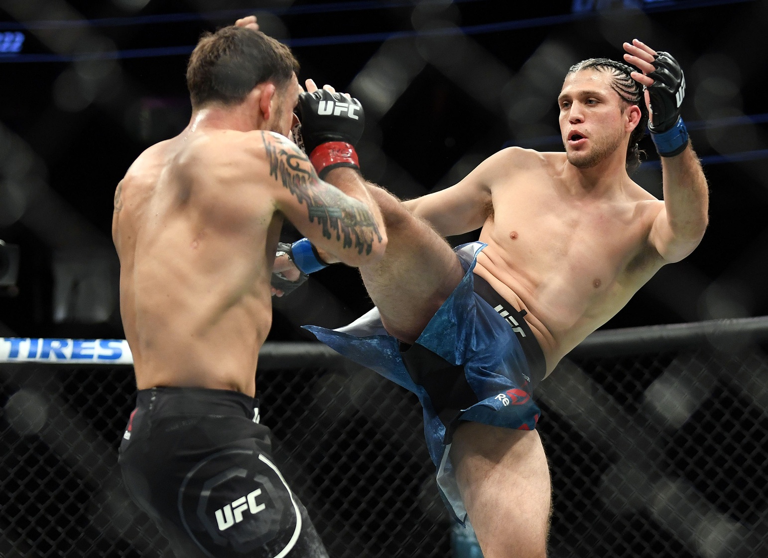 brian ortega kicks frankie edgar