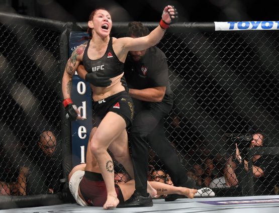 cris cyborg celebrates win over yana kunitskaya